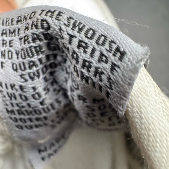 Nike Air Force 1 Low SE Toddler Sneakers Size 5C White Silver Lace Up Sneakers - Picture 9 of 11